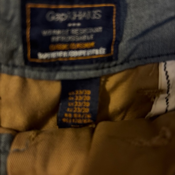 GAP Khakis Wrinkle Resistant Classic Straight Fit Flat Front Chino Pants 33 X 30 - Picture 2 of 4
